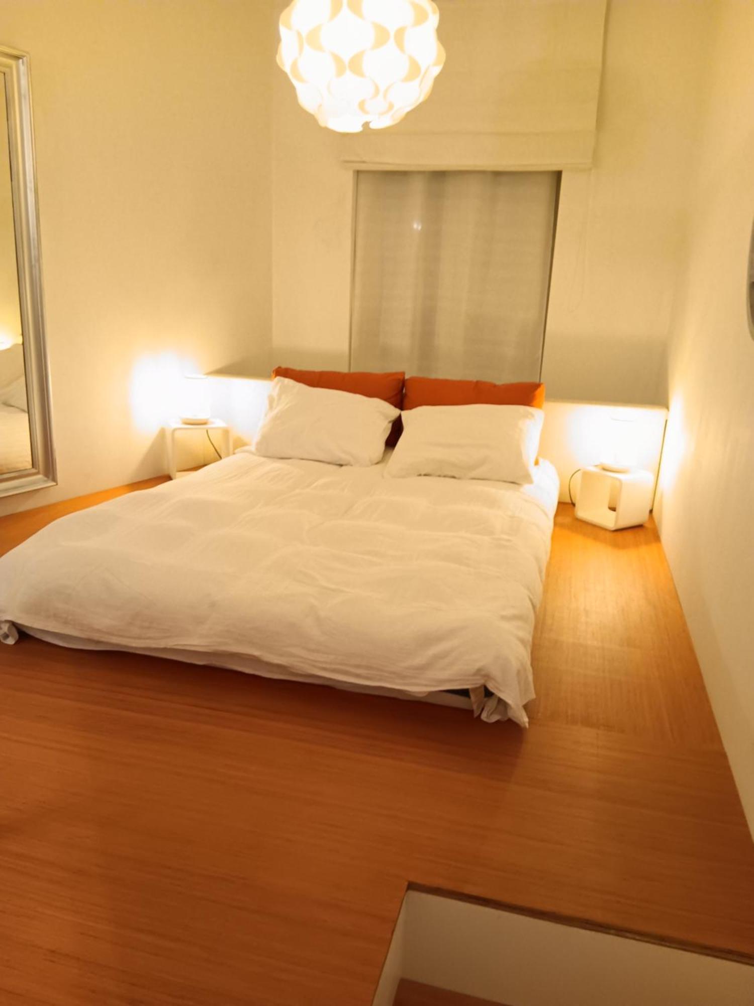 The Luxury White Suite Charleroi Bagian luar foto
