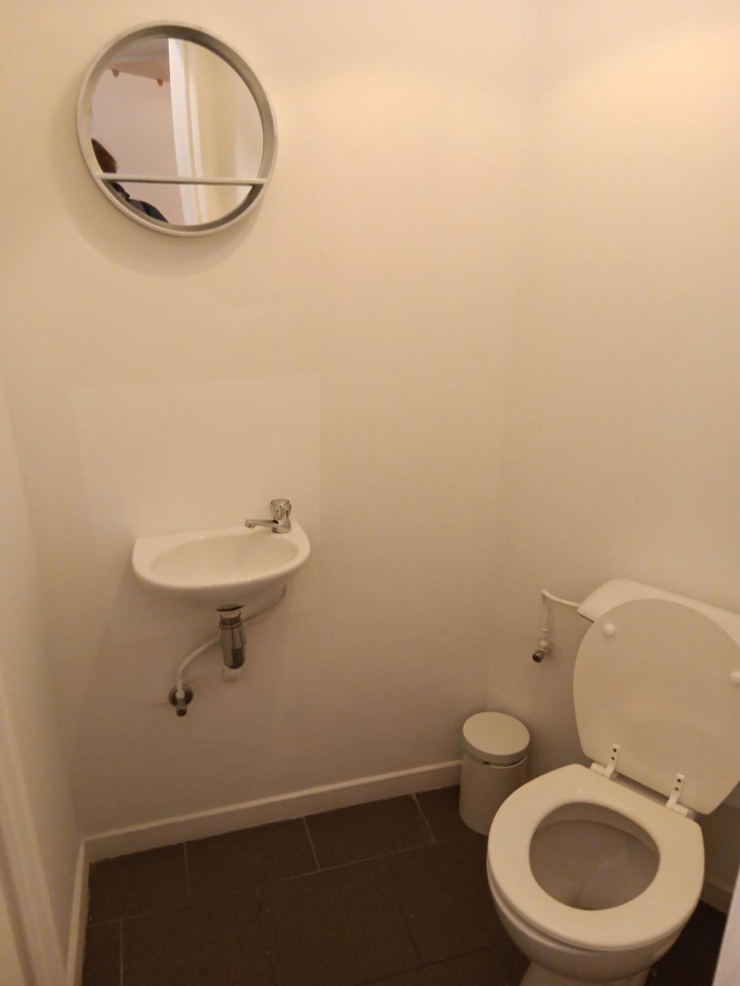 The Luxury White Suite Charleroi Bagian luar foto